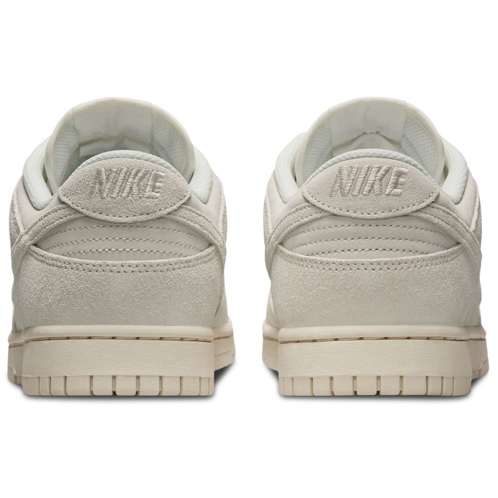 Nike Nike Dunk Low in Phantom / Phantom
