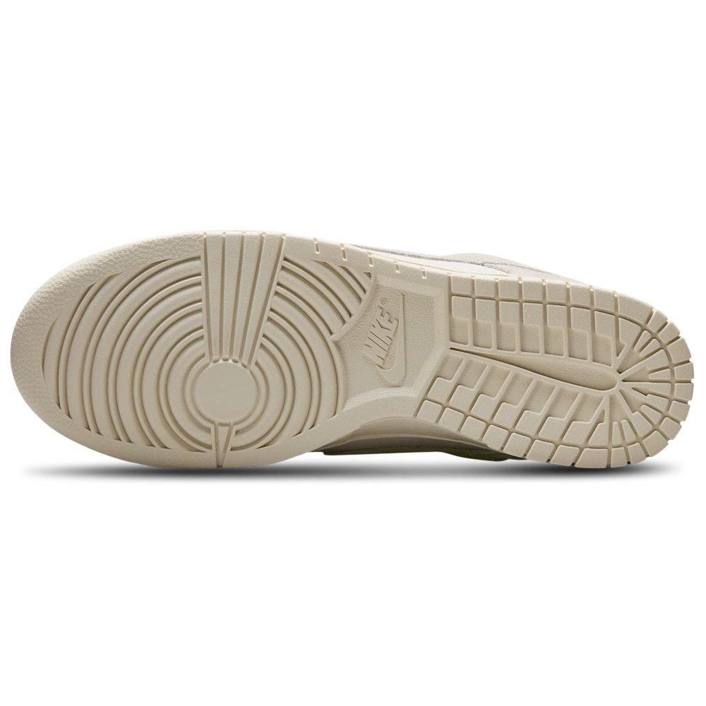 Nike Nike Dunk Low in Phantom / Phantom