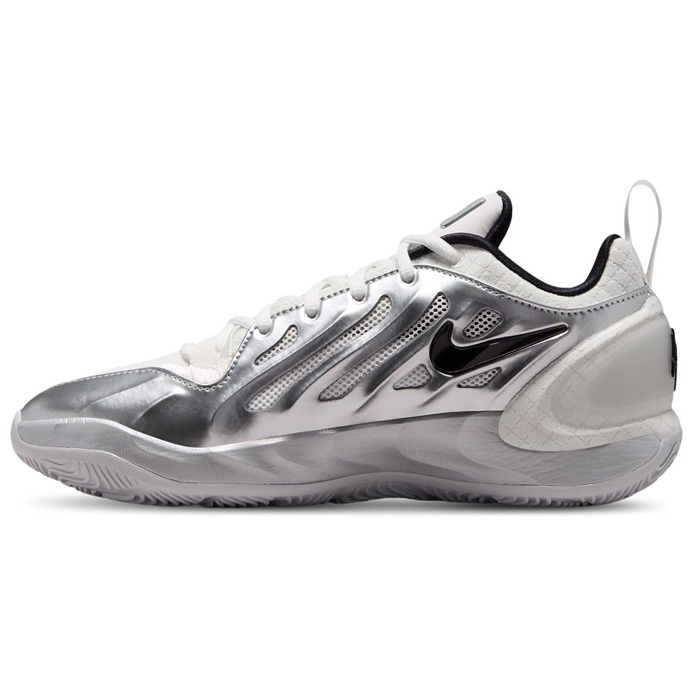 Nike Nike A'Two in Summit White / Black / Metallic Silver