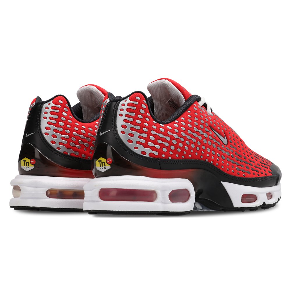 Nike Nike Tuned 7 in Univ Red / Mtlc Silver / Black
