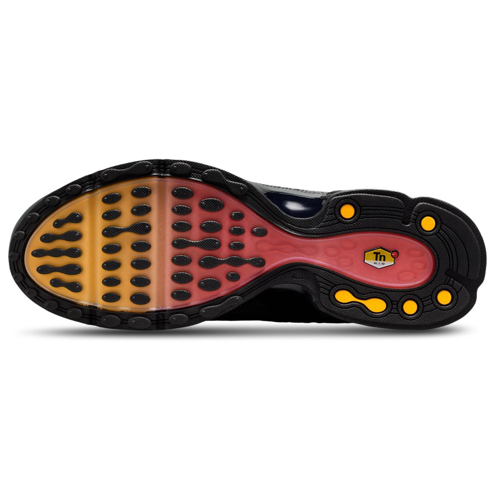 Nike Nike Tuned 7 in Black / Dark Copper / Medium Ash