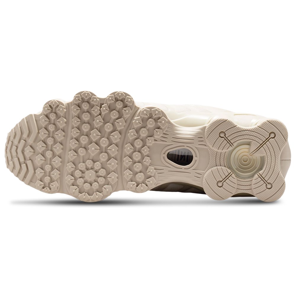 Nike Nike Shox TL in Cream / Black / Sail