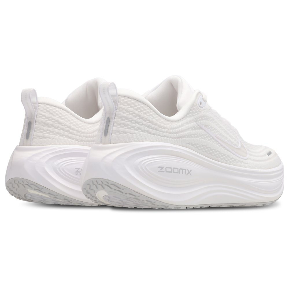 Nike Nike Vomero Plus in White / Summit White / Photon Dust