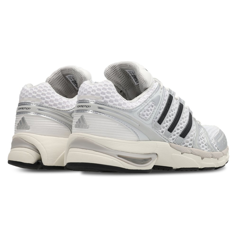 adidas adidas Adistar Control 5 in Silver Met / Grey One / Black