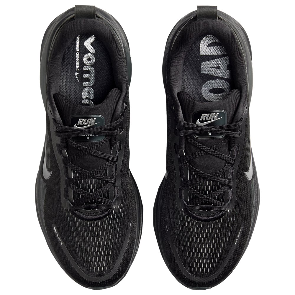 Nike Nike Vomero 18 in Black / Black / Dk Smoke Grey