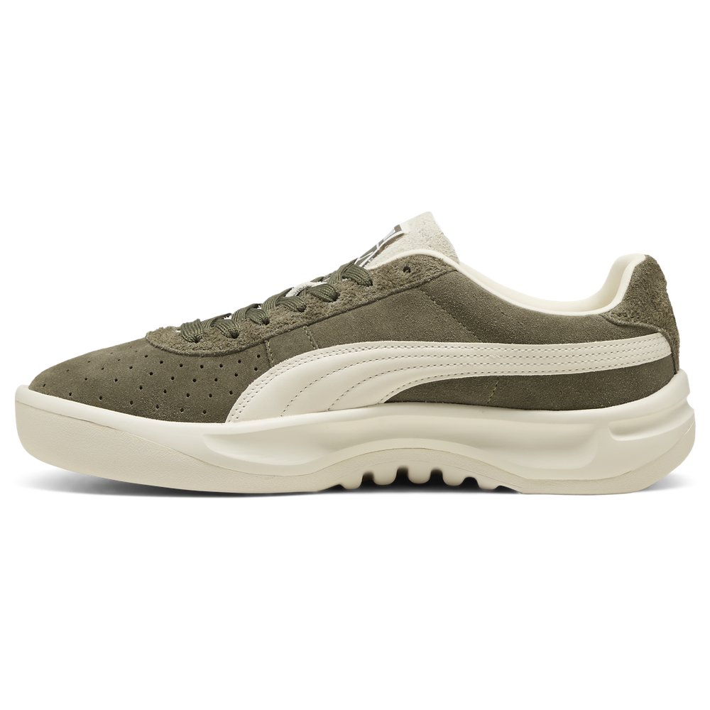 Puma Puma Gv Special Suede in Loden Green / Frosted Ivory