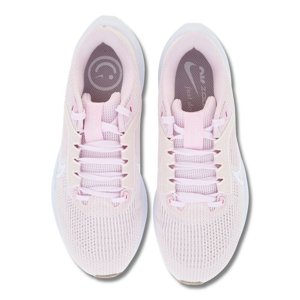 Nike Nike Pegasus 40 in Pearl Pink / White