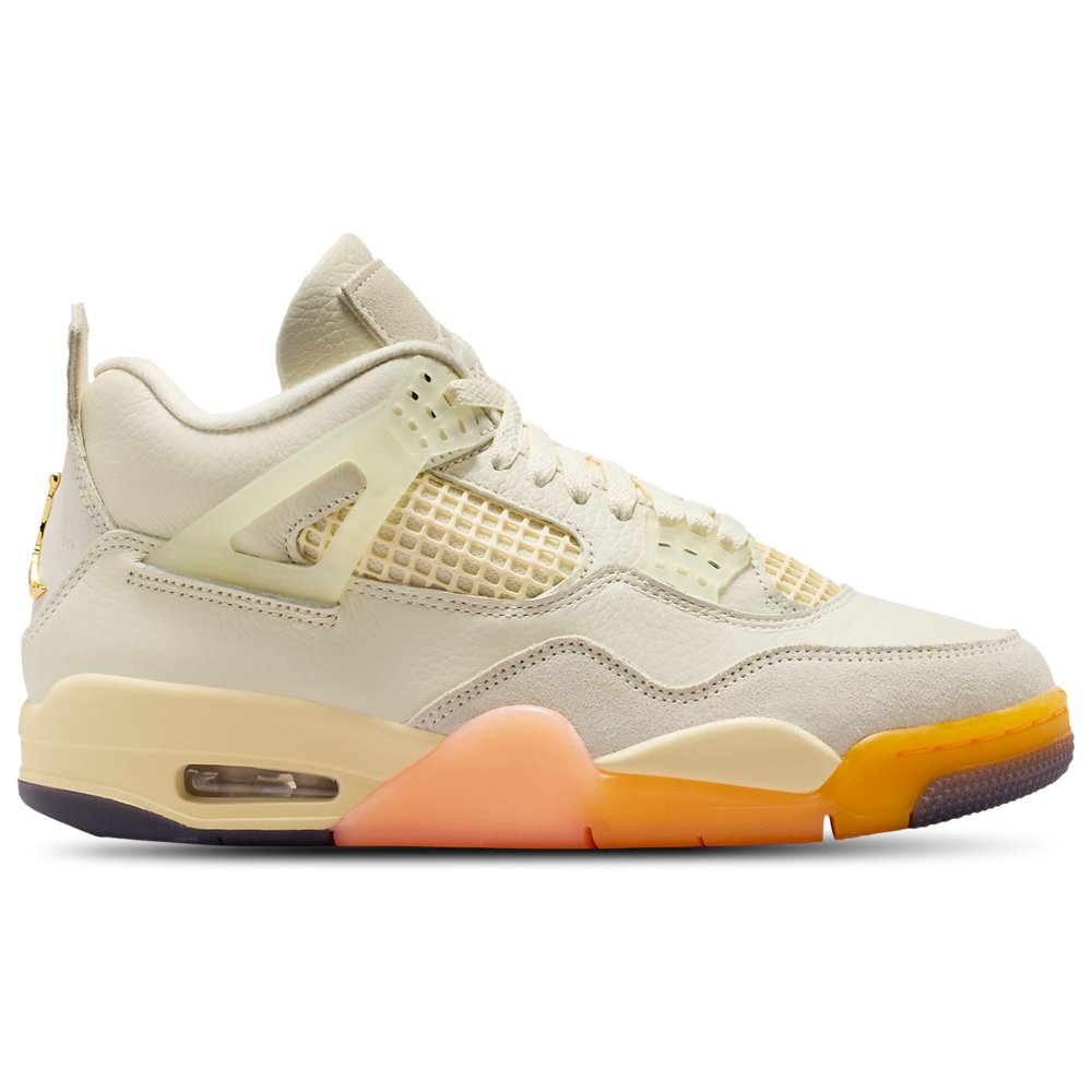 Jordan Jordan 4 Retro in Coconut Milk / Metallic Gold / Muslin