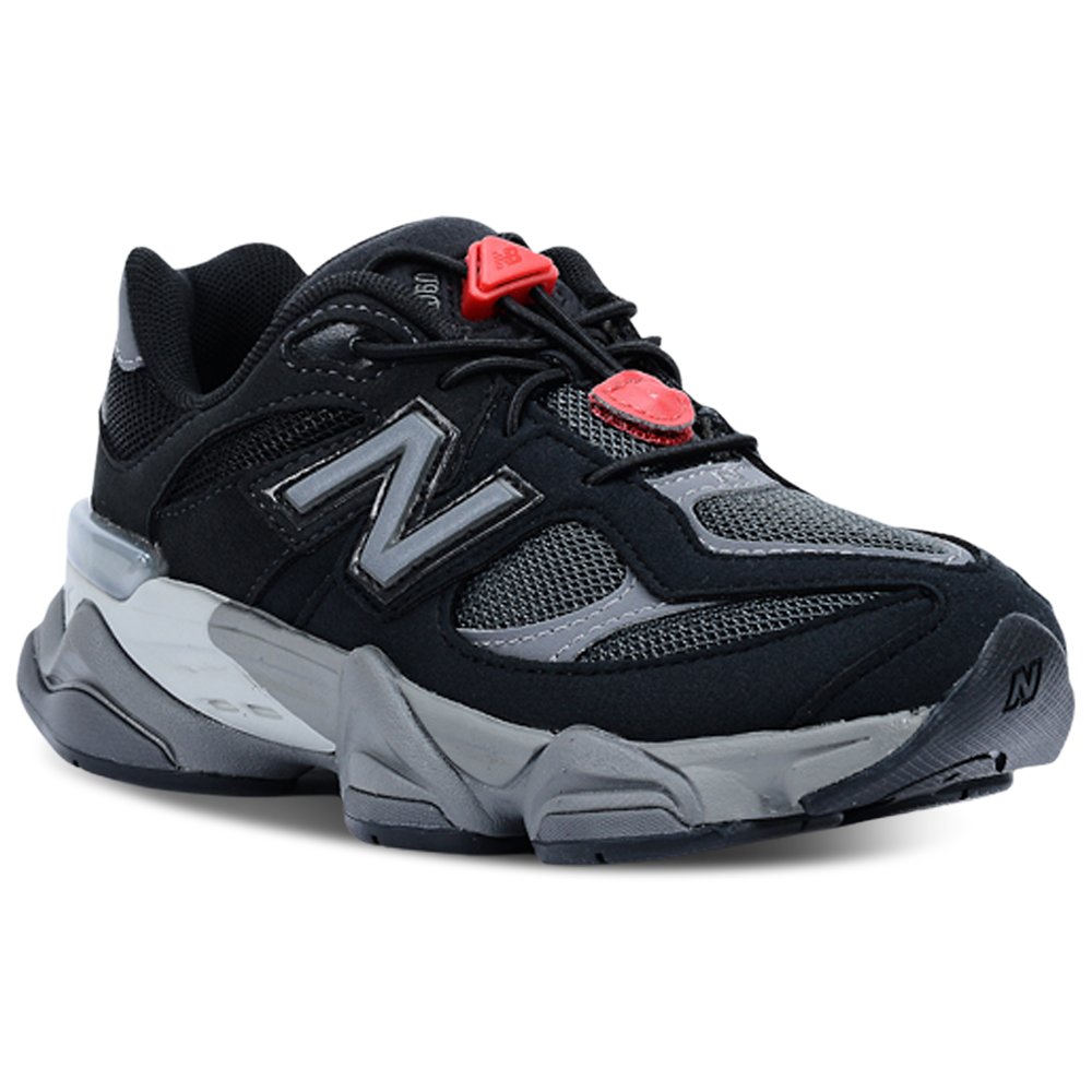New Balance New Balance 9060 in Black / Black