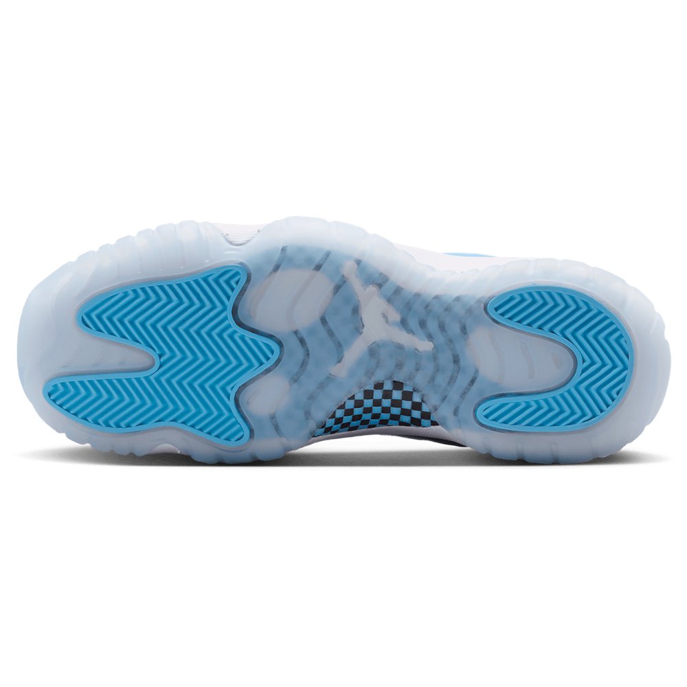 Jordan Jordan 11 Retro in White / Univ Blue / Black