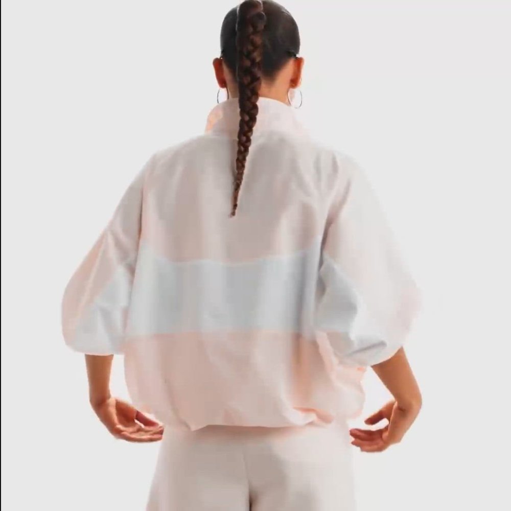 Nike Nike Sportwear Oversized 1/4-Zip Jacket in Chalk / White / Arctic Orange